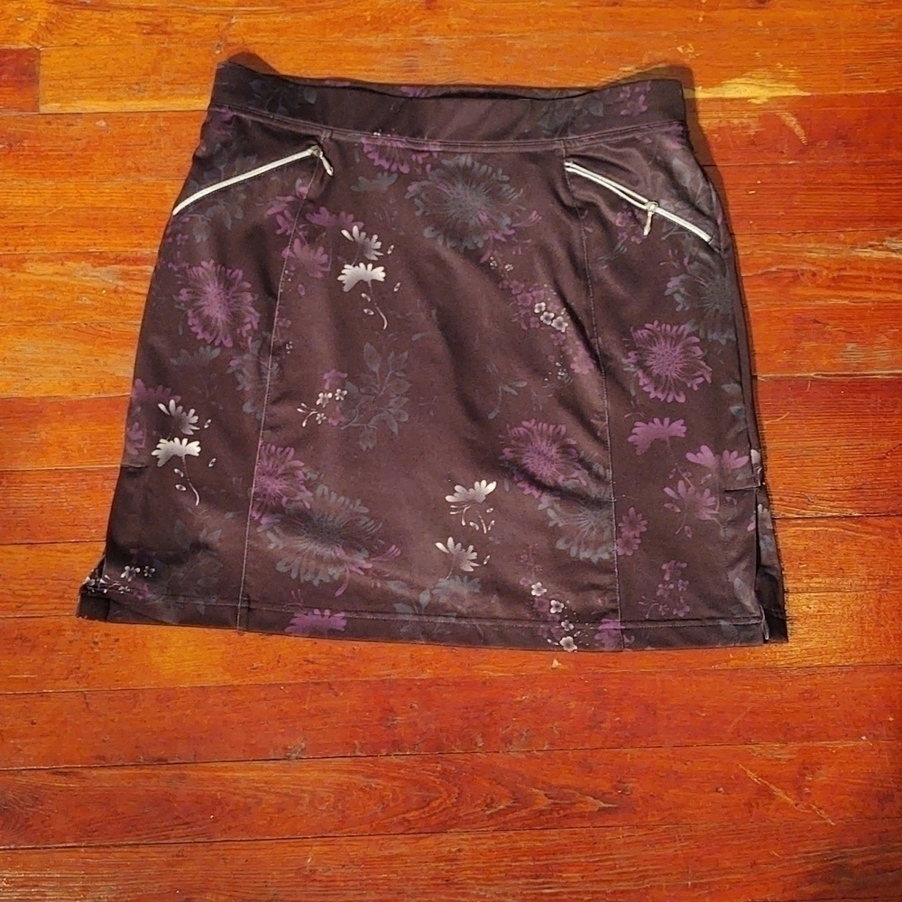 Callaway Purple, White, and Black Floral Golf / Athletic Skirt / Skort Sz 8